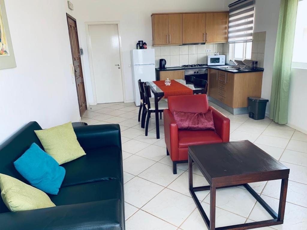Santana Single Bedroom Serviced Apartment Santa Maria Exterior photo